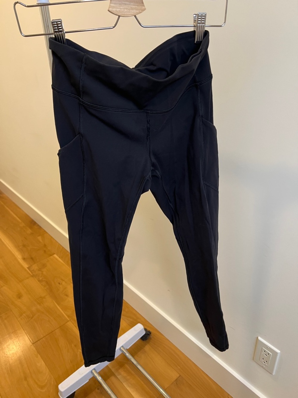 lululemon athletica Black Leggings with Rear Zip Pocket